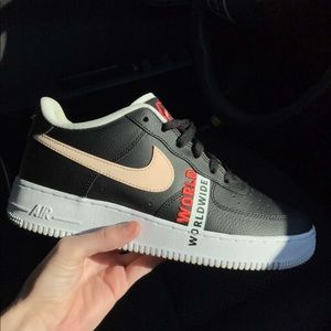 Nike Air Force 1